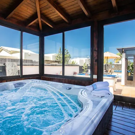 Domus Vulcani Lotus 普拉亚布兰卡