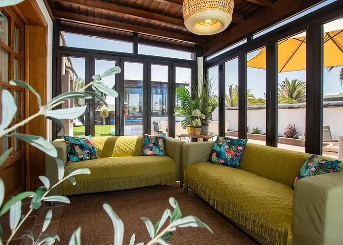 Domus Vulcani Lotus Vila *