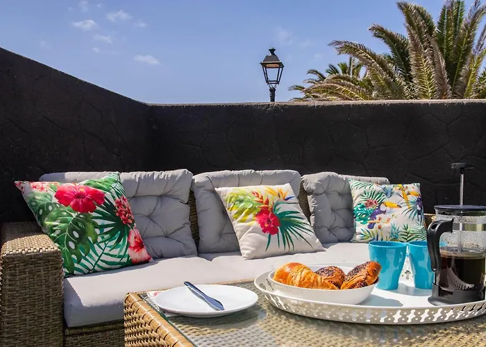 Domus Vulcani Lotus Villa