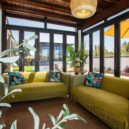 Domus Vulcani Lotus Vila *